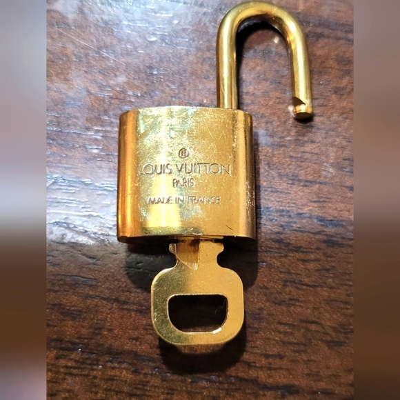 Lv 306 - Picture 1 of 6